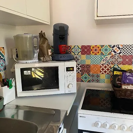 Apartment Paris-versailles-cosy-calme-wifi