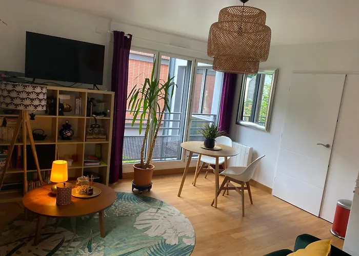 Apartment Paris-versailles-cosy-calme-wifi Paris