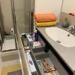 Apartment Paris-versailles-cosy-calme-wifi